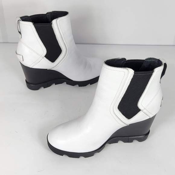 Sorel White and Black Wedge Ankle Boots #737 Size 7 - Picture 3 of 11